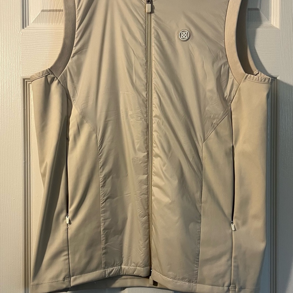 G/FORE x Martis Camp Cream Zip-Up Vest